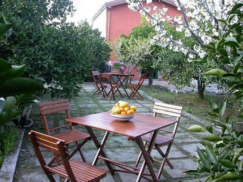 Baglio Delle Rose Bed & Breakfast Giarre Dış mekan fotoğraf